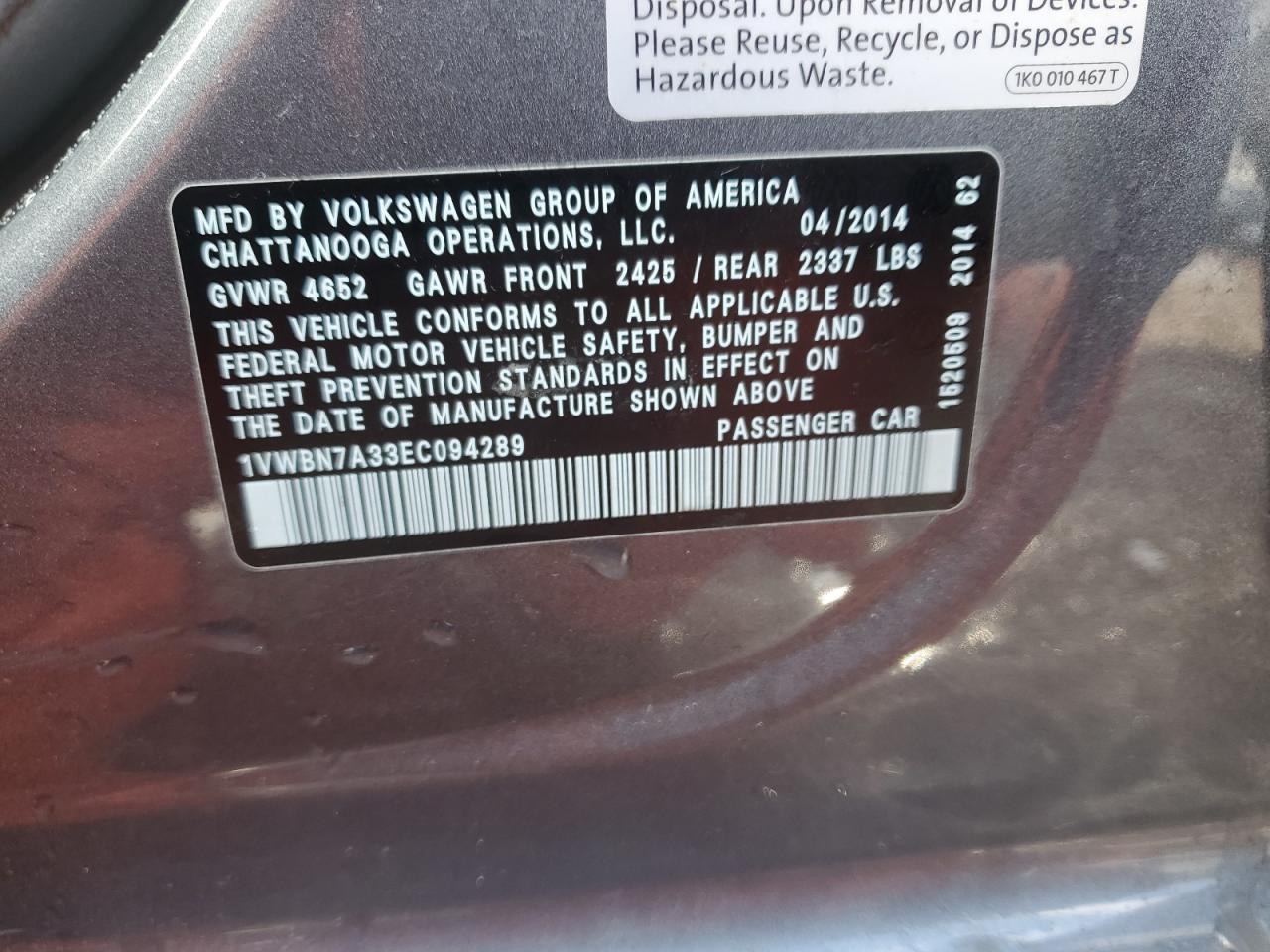 2014 Volkswagen Passat - Image 12