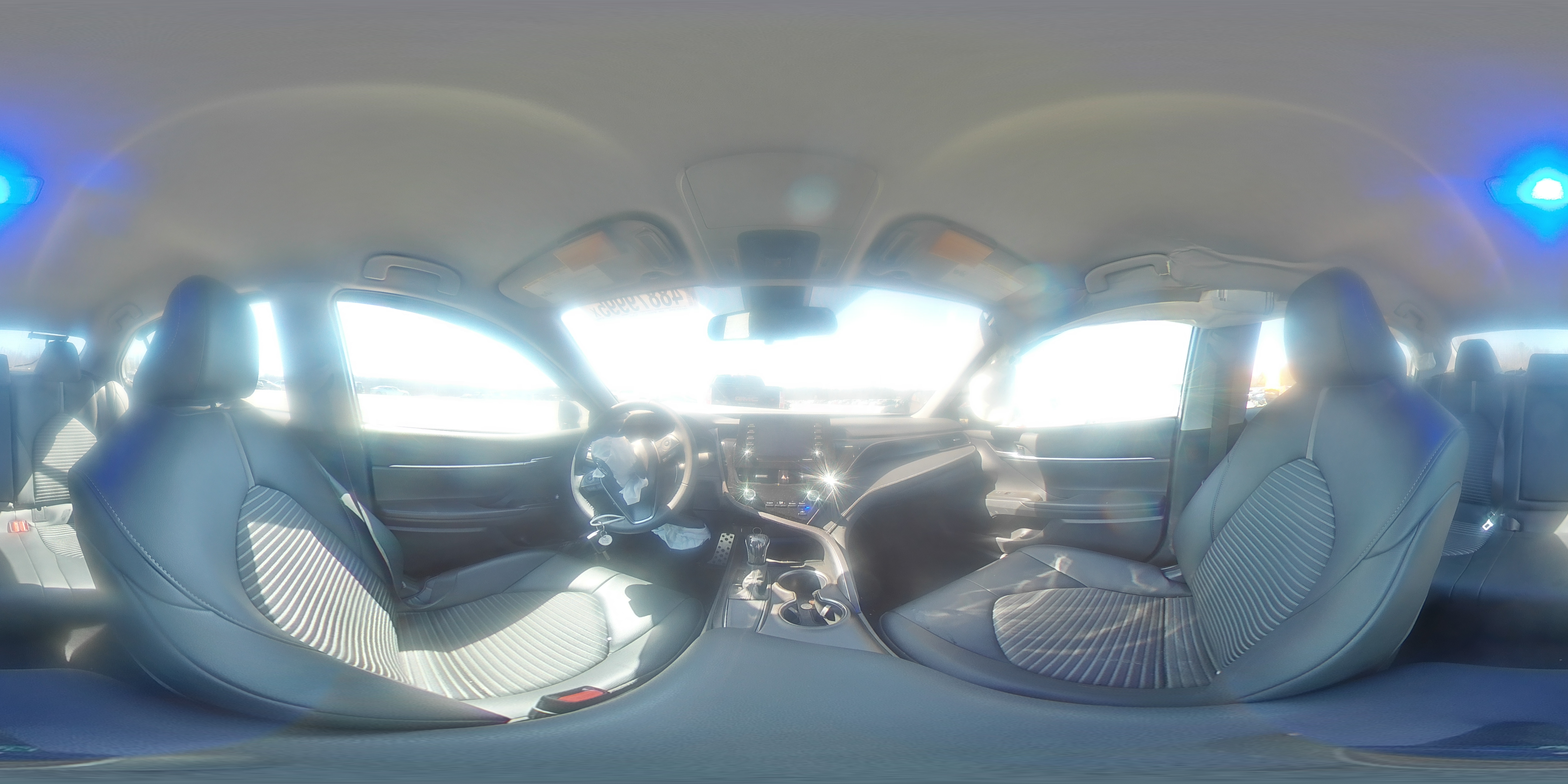 2021 Toyota Camry - Image 13