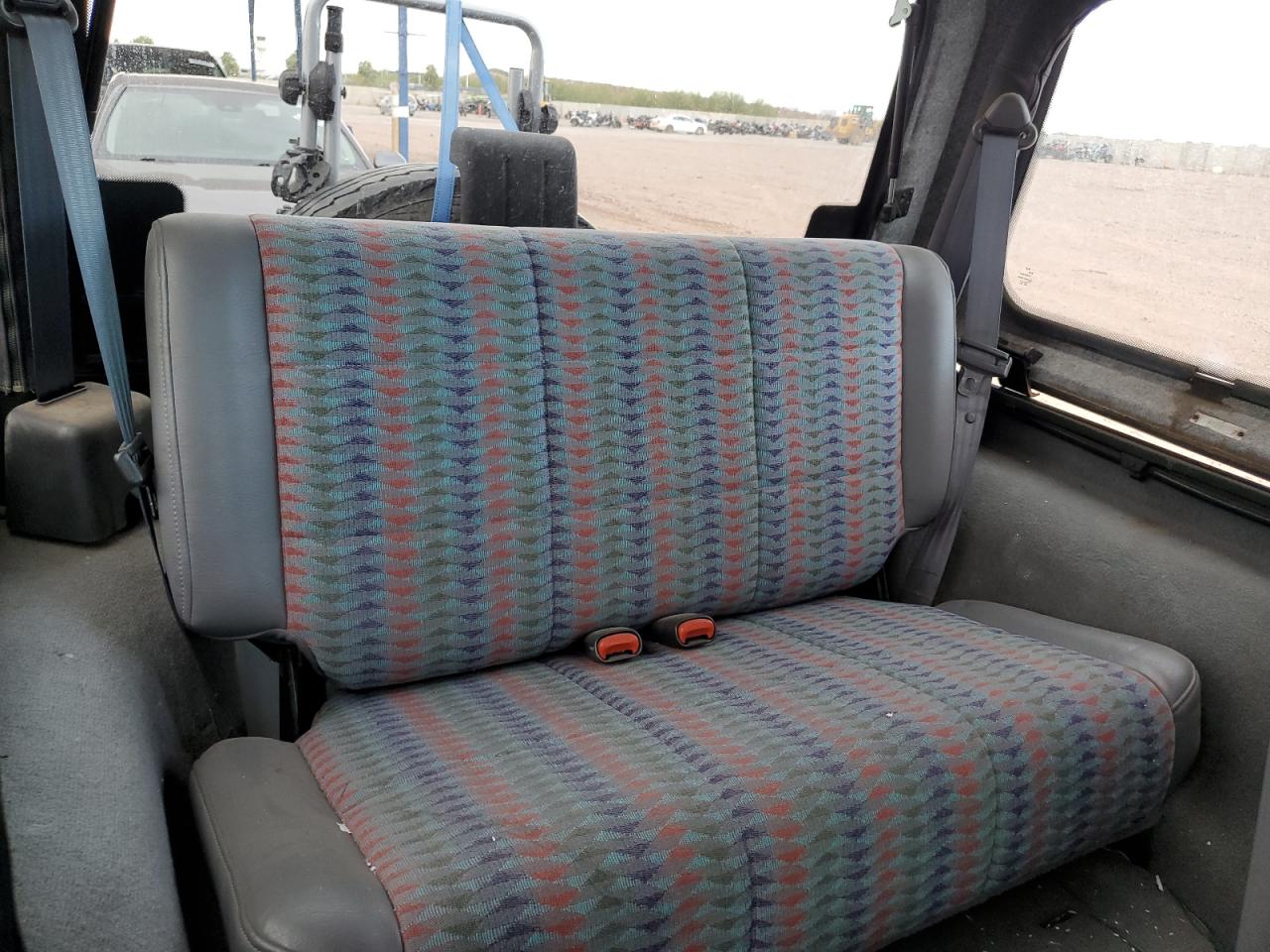 1997 Jeep Wrangler - Image 11