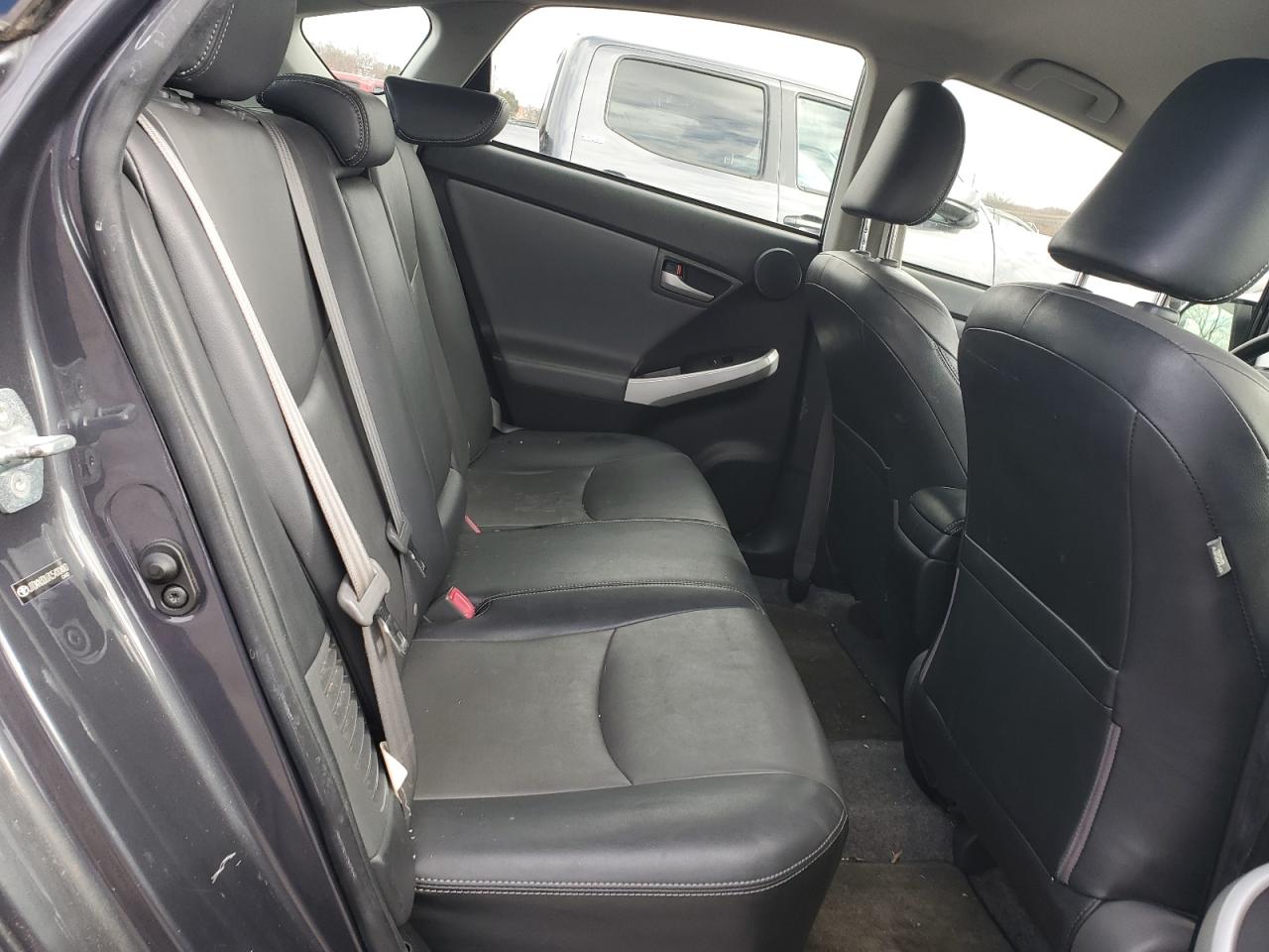 2012 Toyota Prius - Image 10