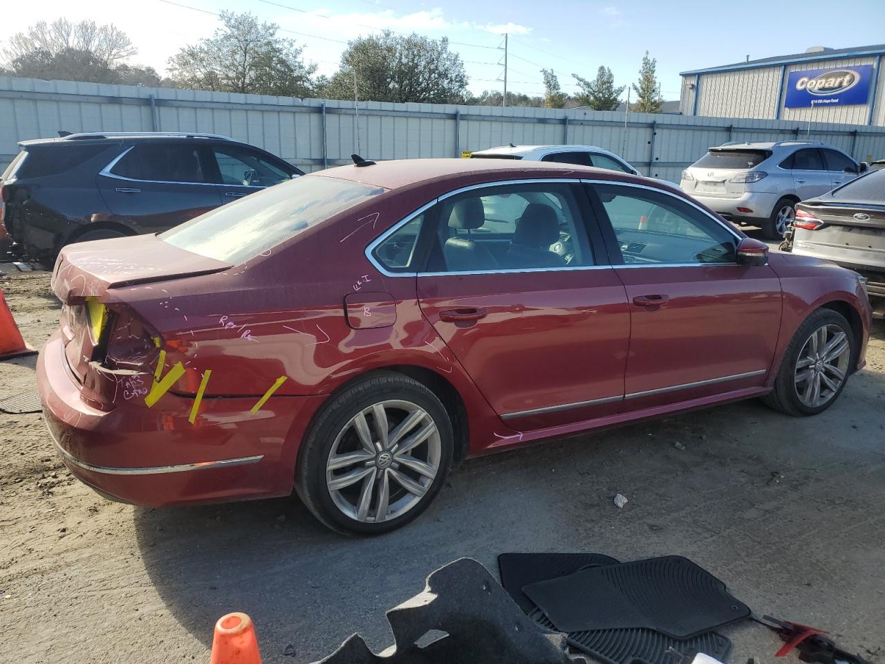 2017 Volkswagen Passat - Image 3