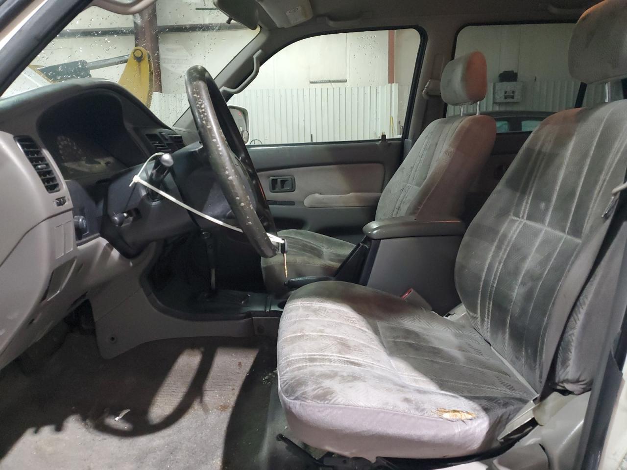 2001 Toyota 4Runner - Image 7
