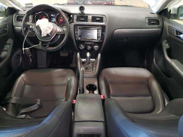  VOLKSWAGEN JETTA 2015 Серебристый