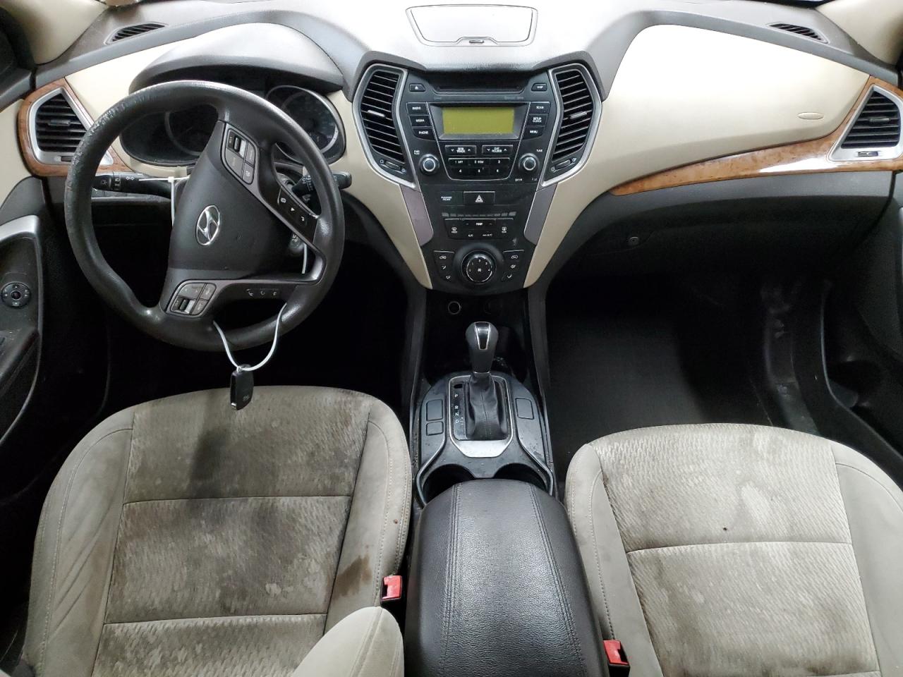 2013 Hyundai Santa Fe - Image 8