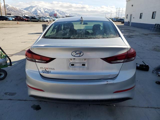  HYUNDAI ELANTRA 2018 Сріблястий