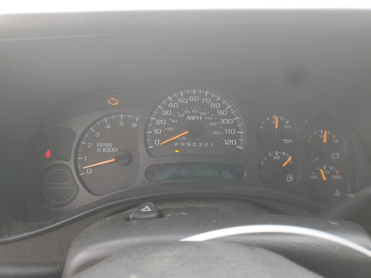 2006 Chevrolet Silverado - Image 9