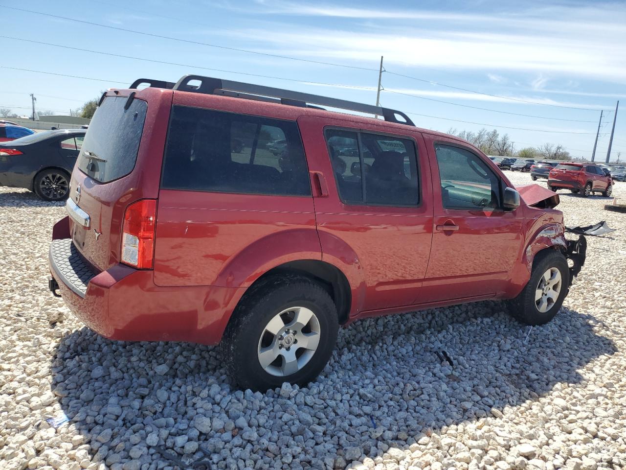 2011 Nissan Pathfinder - Image 3