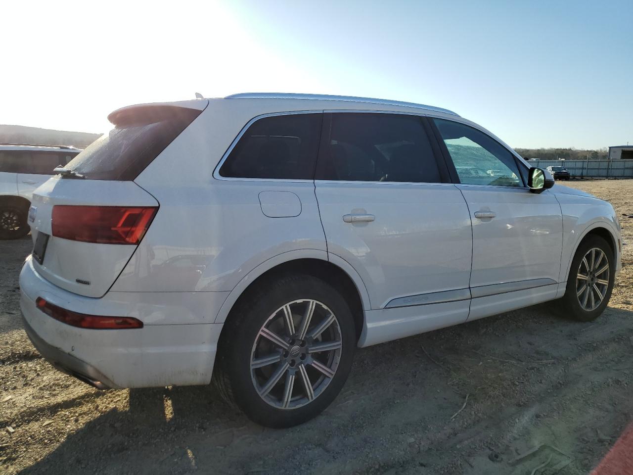 2019 Audi Q7 - Image 3