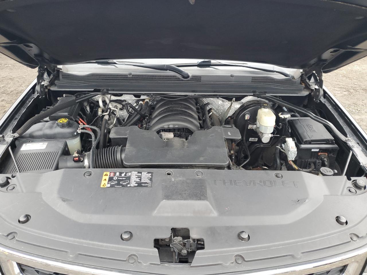 2018 Chevrolet Suburban - Image 12