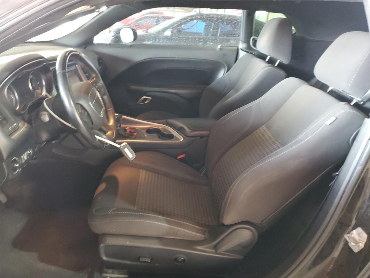2018 Dodge Challenger - Image 7