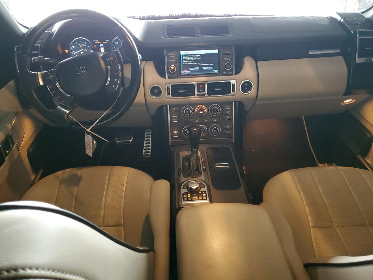 2011 Land Rover Range Rover - Image 8