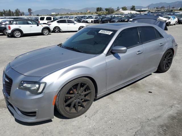  CHRYSLER 300 2017 Srebrny