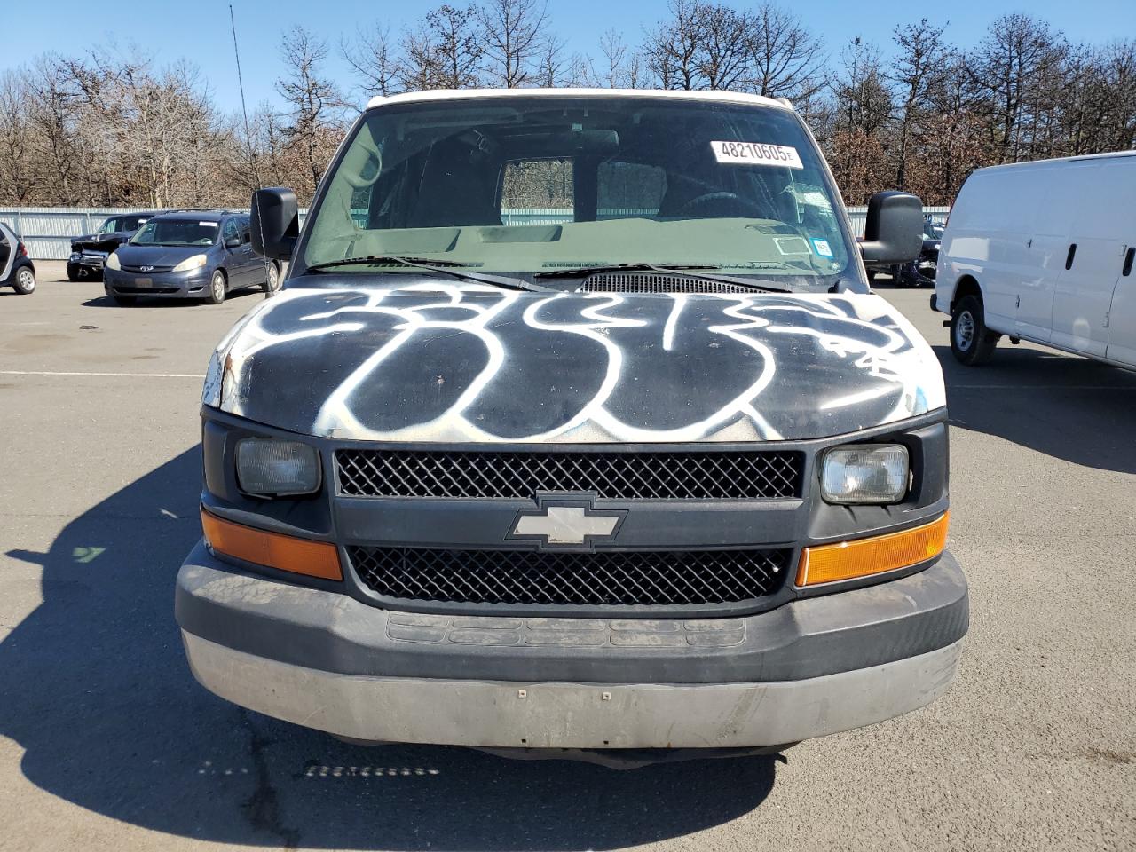 2005 Chevrolet Express - Image 5