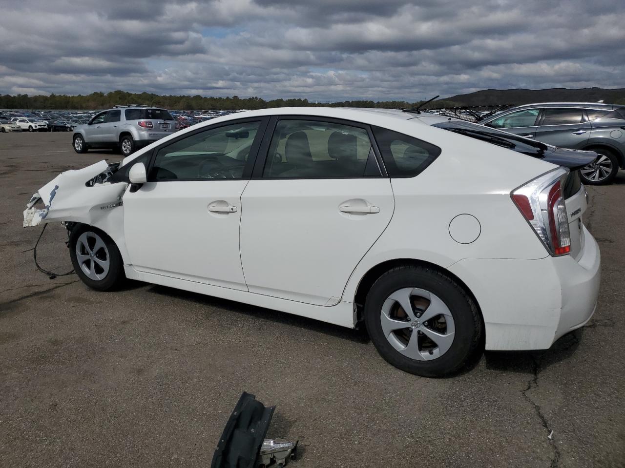 2014 Toyota Prius - Image 2