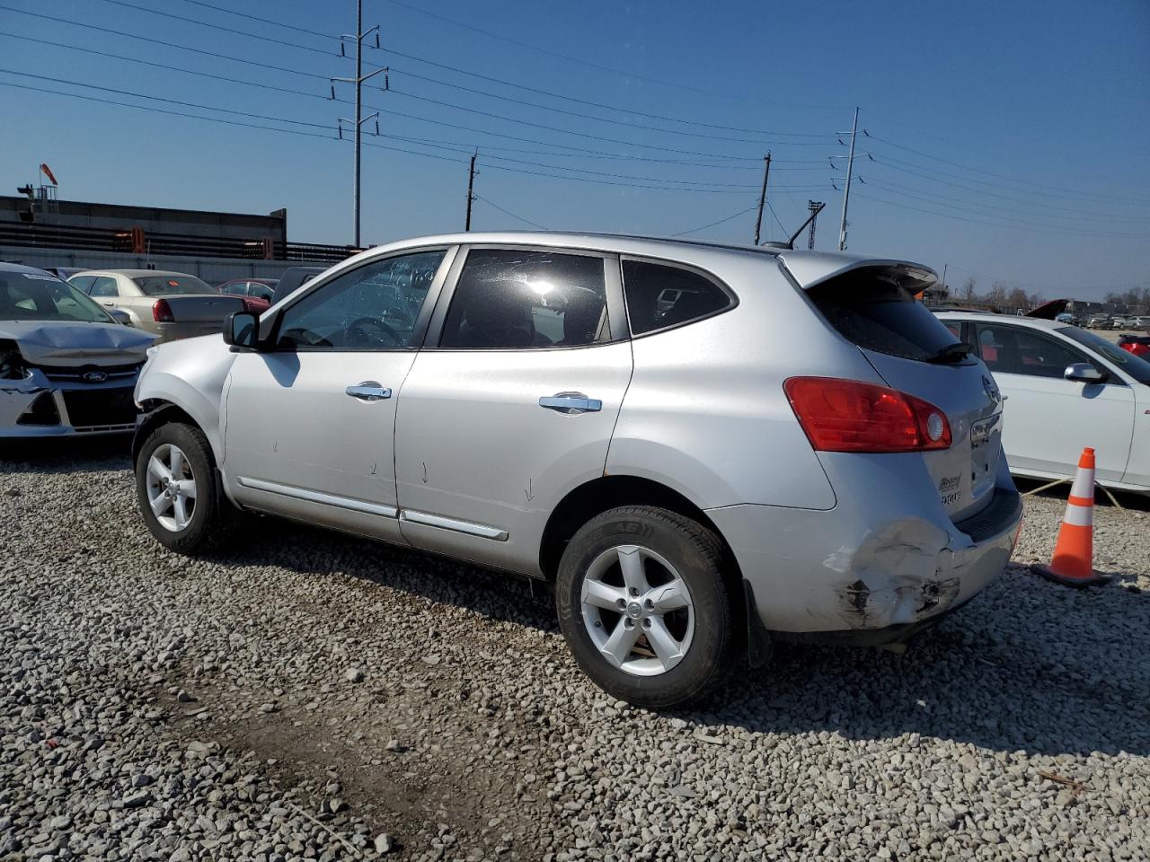 2012 Nissan Rogue - Image 2