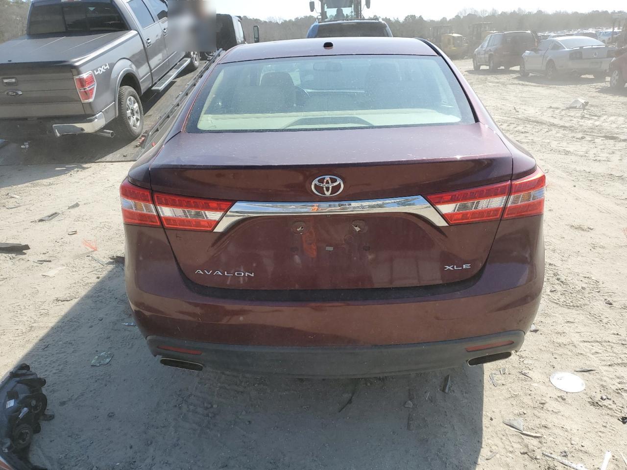 2014 Toyota Avalon - Image 6