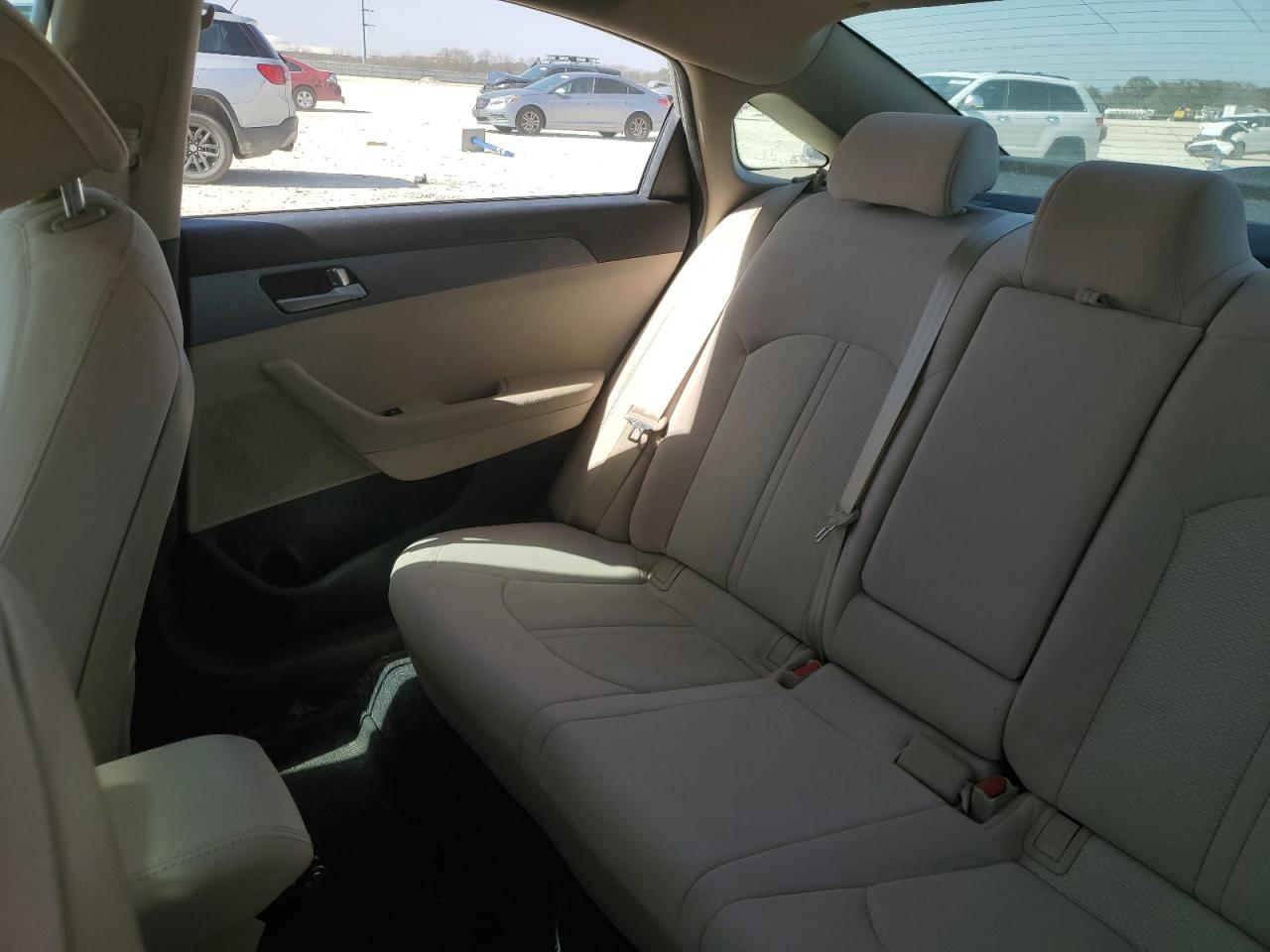 2016 Hyundai Sonata - Image 10