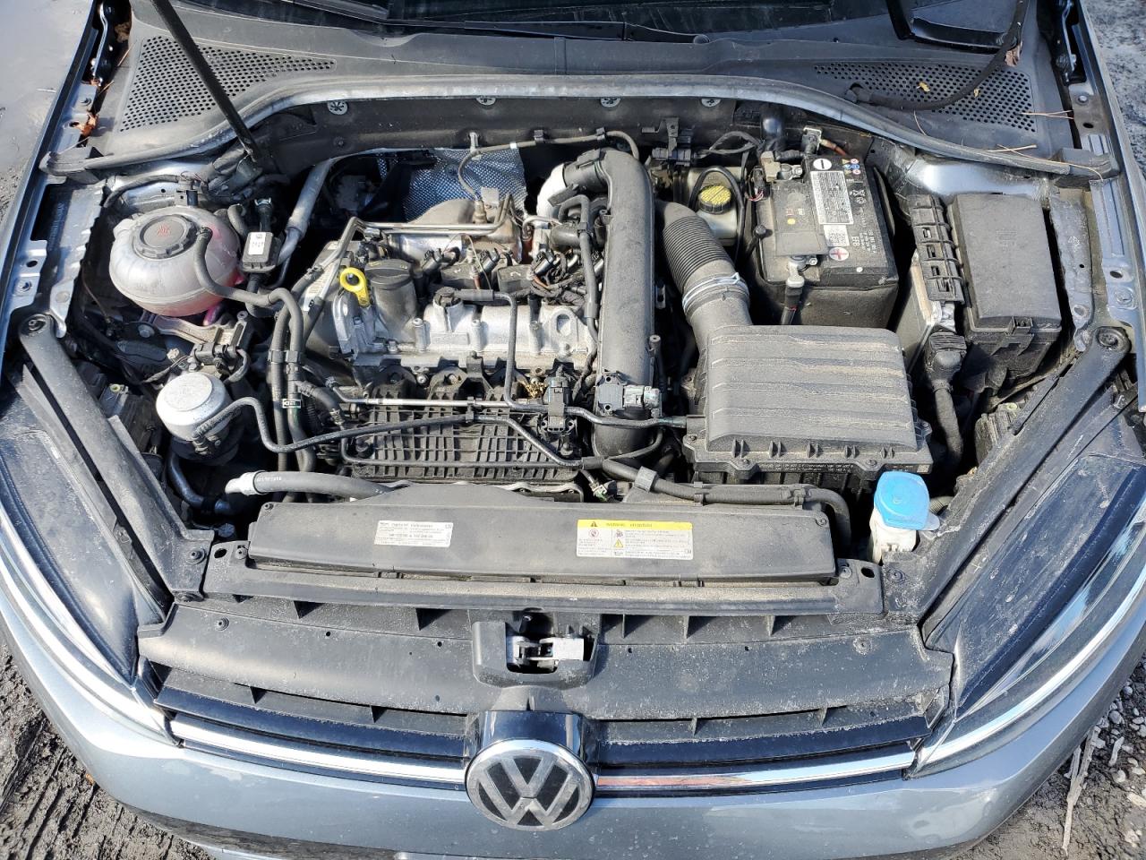 2021 Volkswagen Golf - Image 11