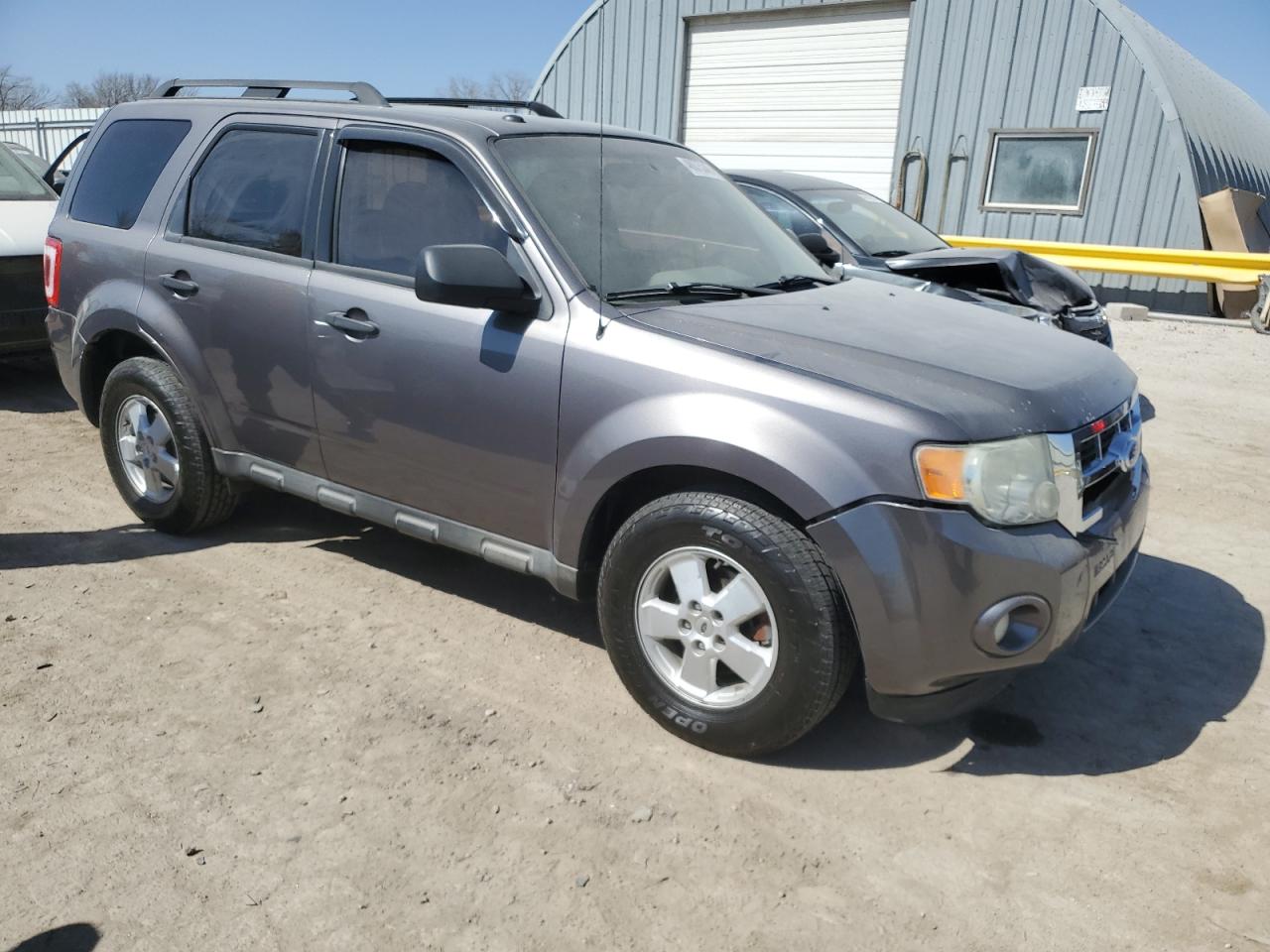 2010 Ford Escape - Image 4