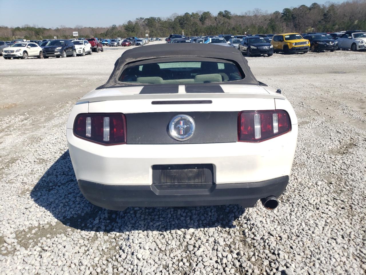 2010 Ford Mustang - Image 6