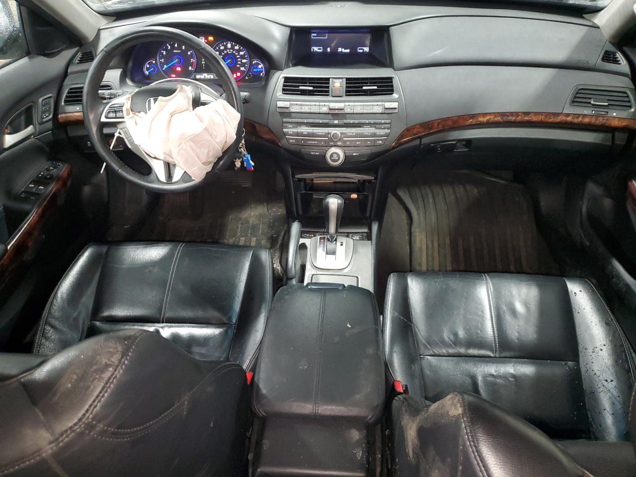 2011 Honda Accord - Image 8