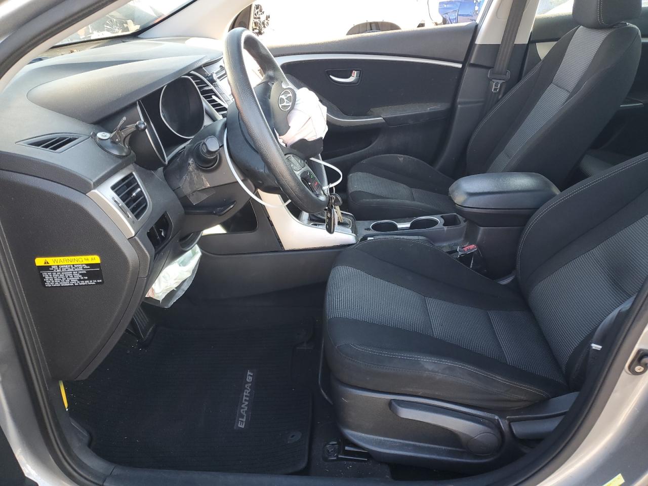 2013 Hyundai Elantra - Image 7