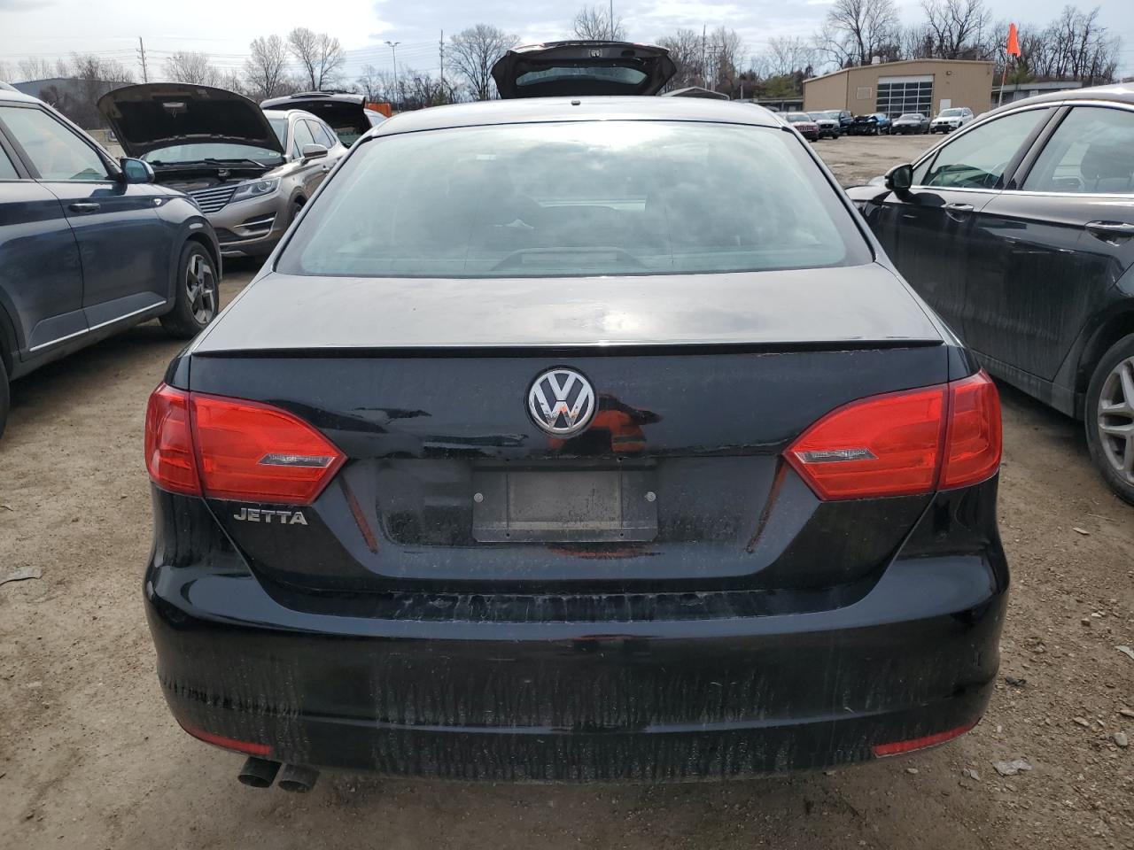 2014 Volkswagen Jetta - Image 6