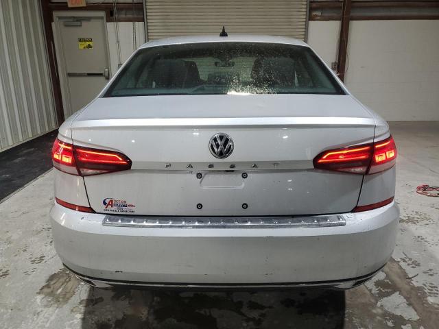  VOLKSWAGEN PASSAT 2021 Silver
