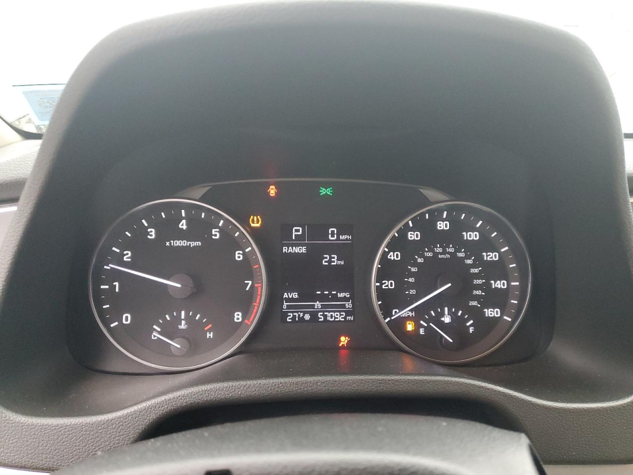 2017 Hyundai Elantra - Image 9