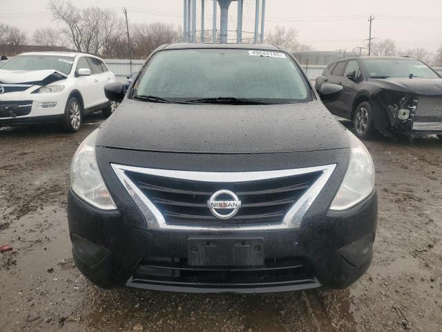  NISSAN VERSA 2019 Czarny