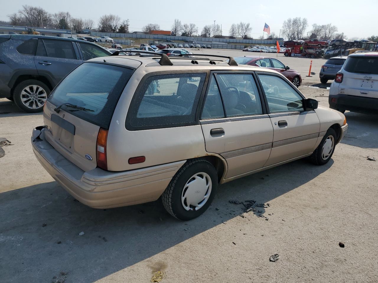 1993 Ford Escort - Image 3