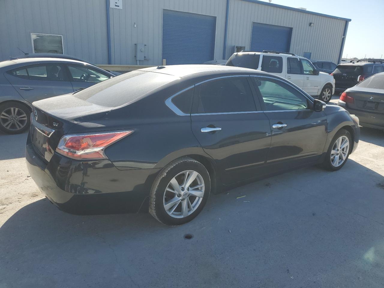 2015 Nissan Altima - Image 3