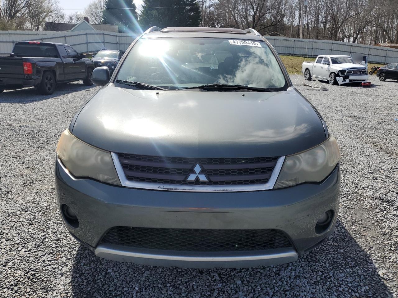2008 Mitsubishi Outlander - Image 5