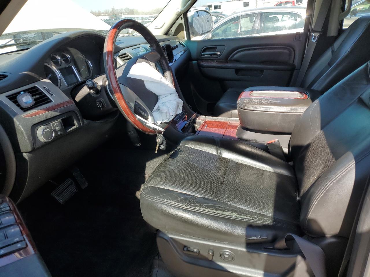2014 Cadillac Escalade - Image 7