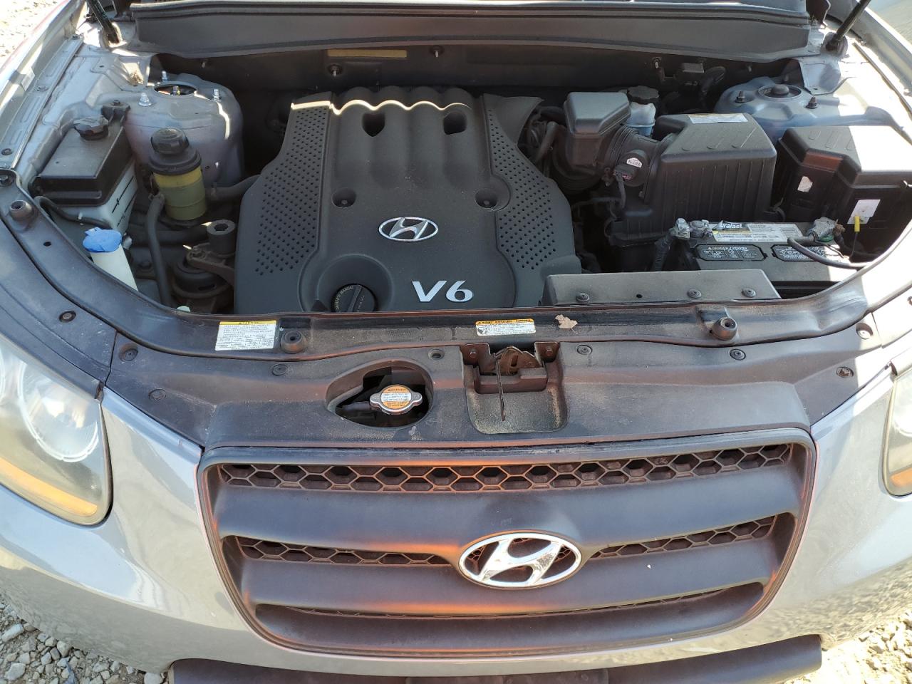 2008 Hyundai Santa Fe - Image 12