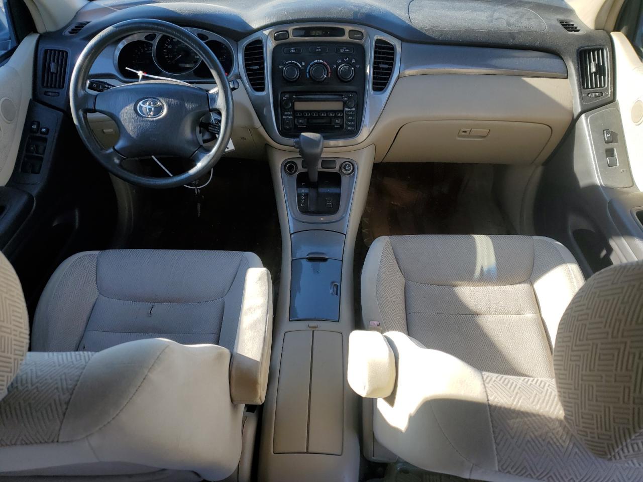 2003 Toyota Highlander - Image 8
