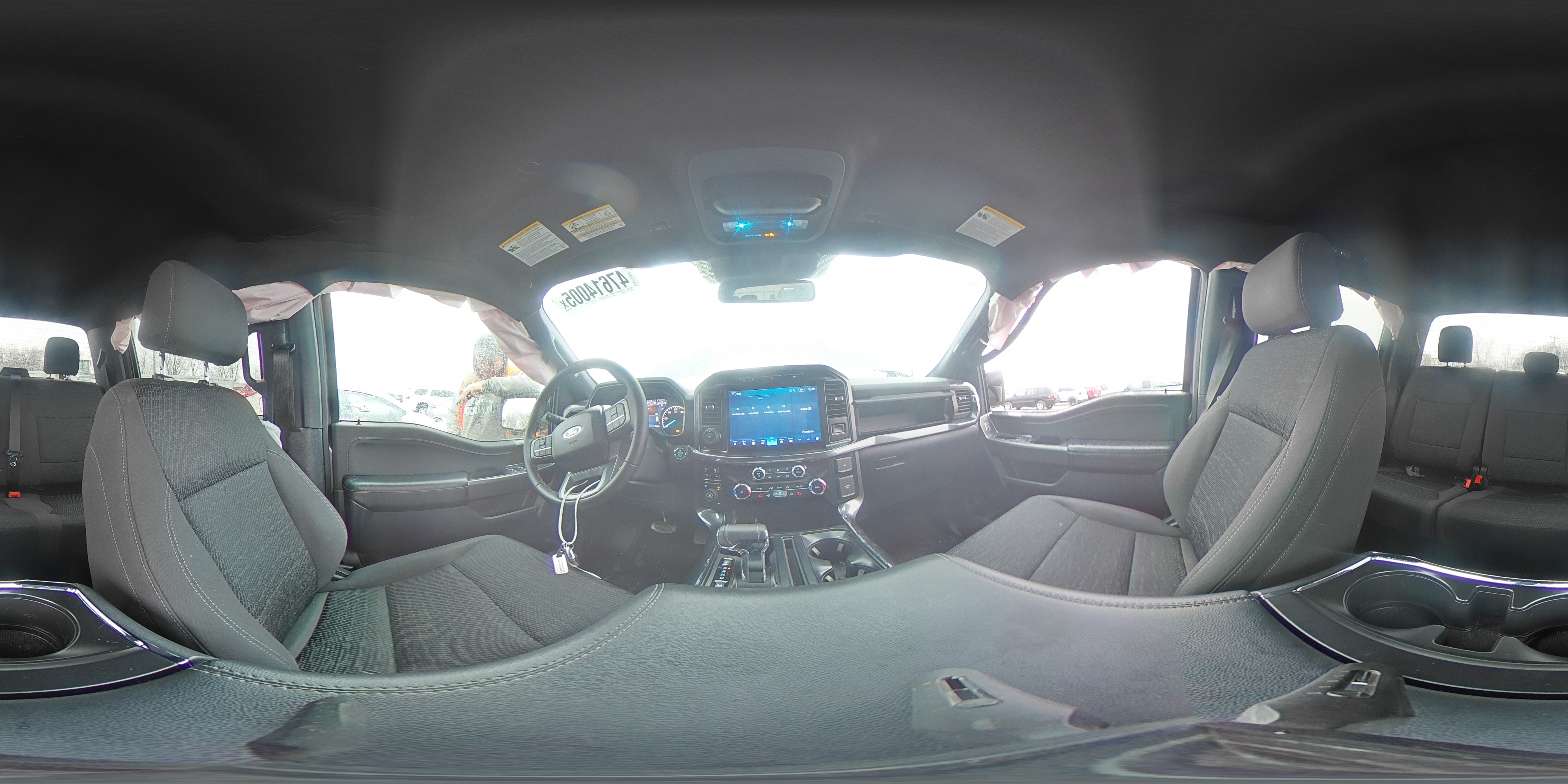 2023 Ford F-150 - Image 13