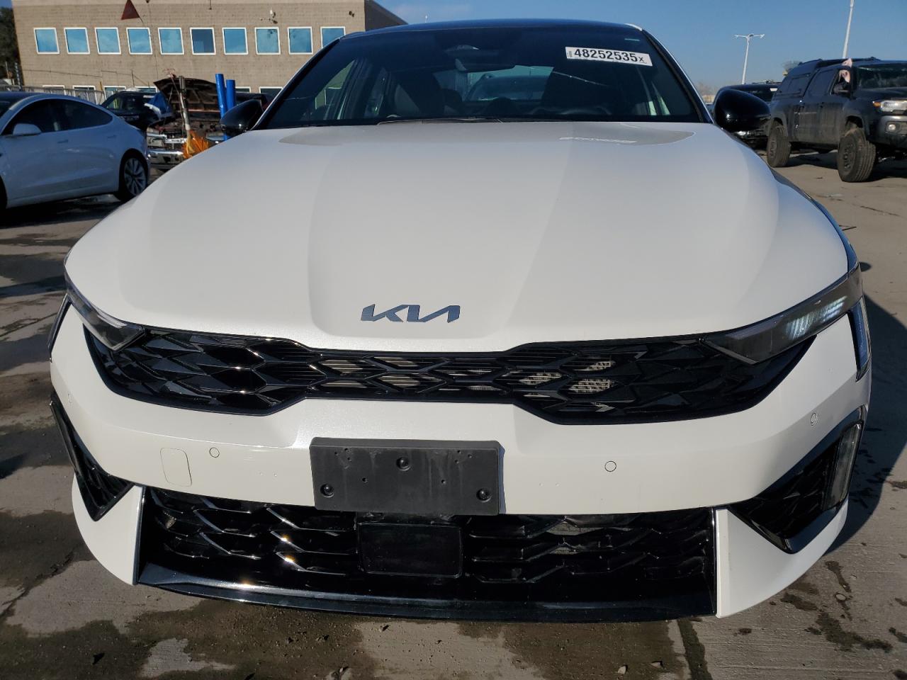 2025 Kia K5 - Image 5