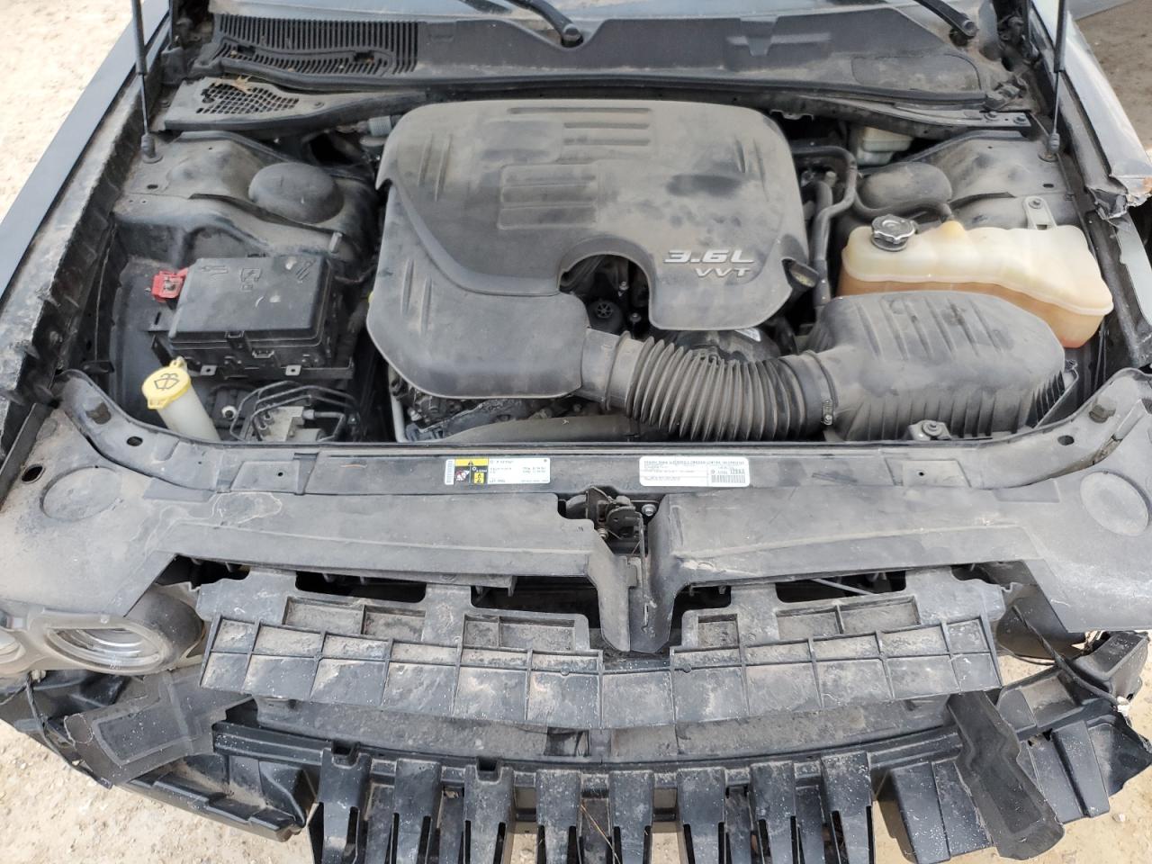 2015 Dodge Challenger - Image 11