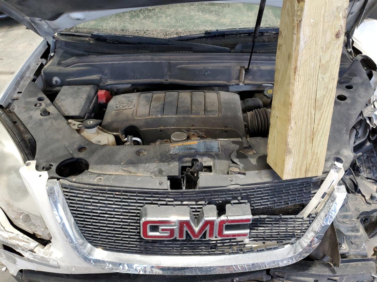 2011 GMC Acadia - Image 12