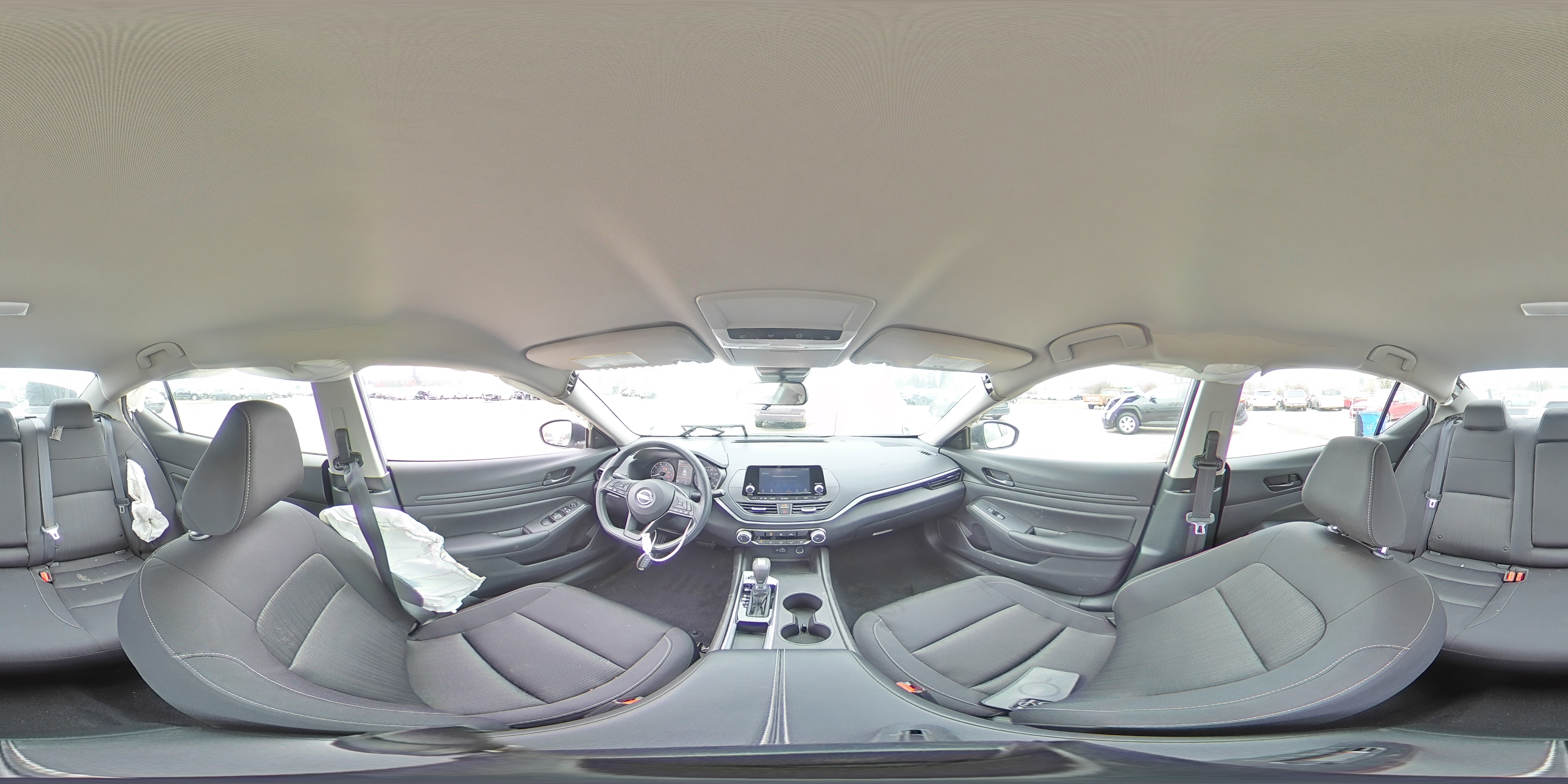 2024 Nissan Altima - Image 13