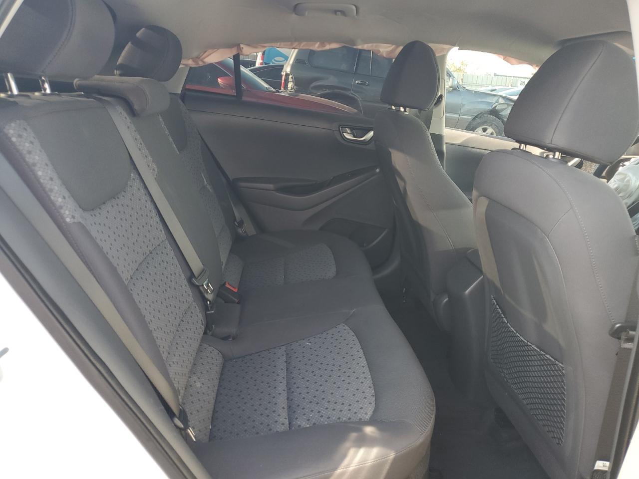 2018 Hyundai IONIQ - Image 10