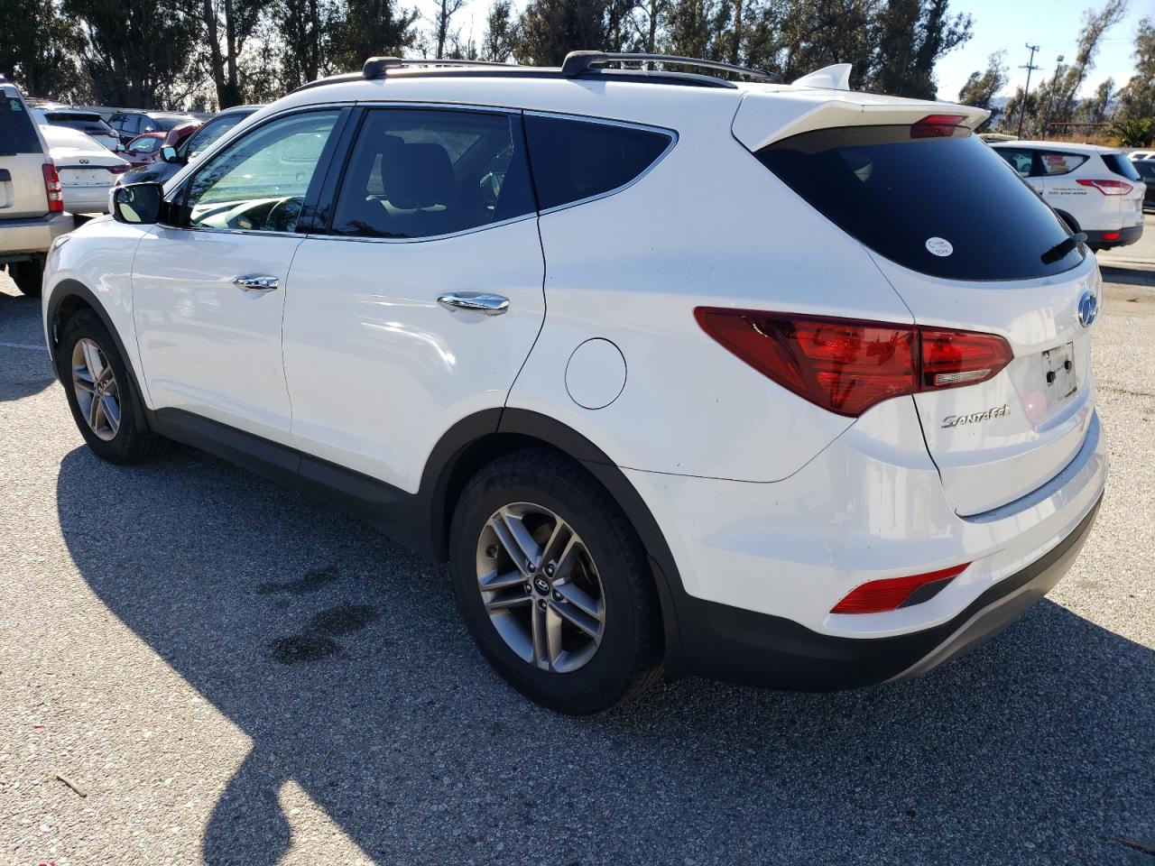 2018 Hyundai Santa Fe - Image 2