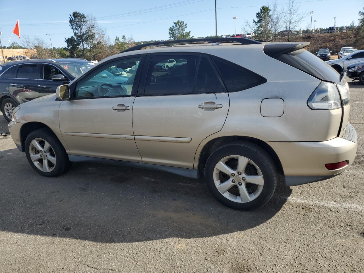 2004 Lexus RX - Image 2