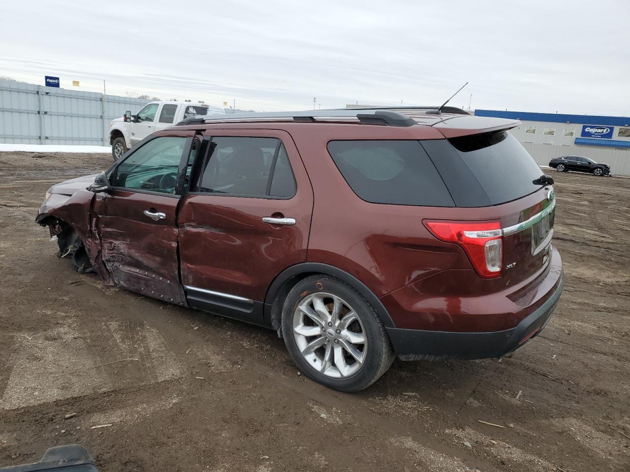2015 Ford Explorer - Image 2