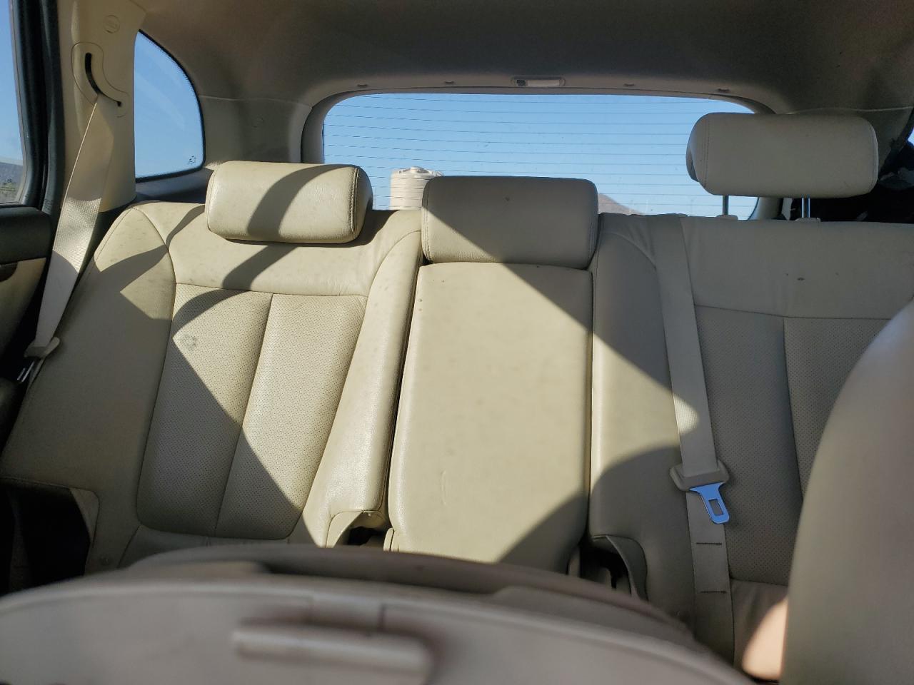 2009 Hyundai Santa Fe - Image 10