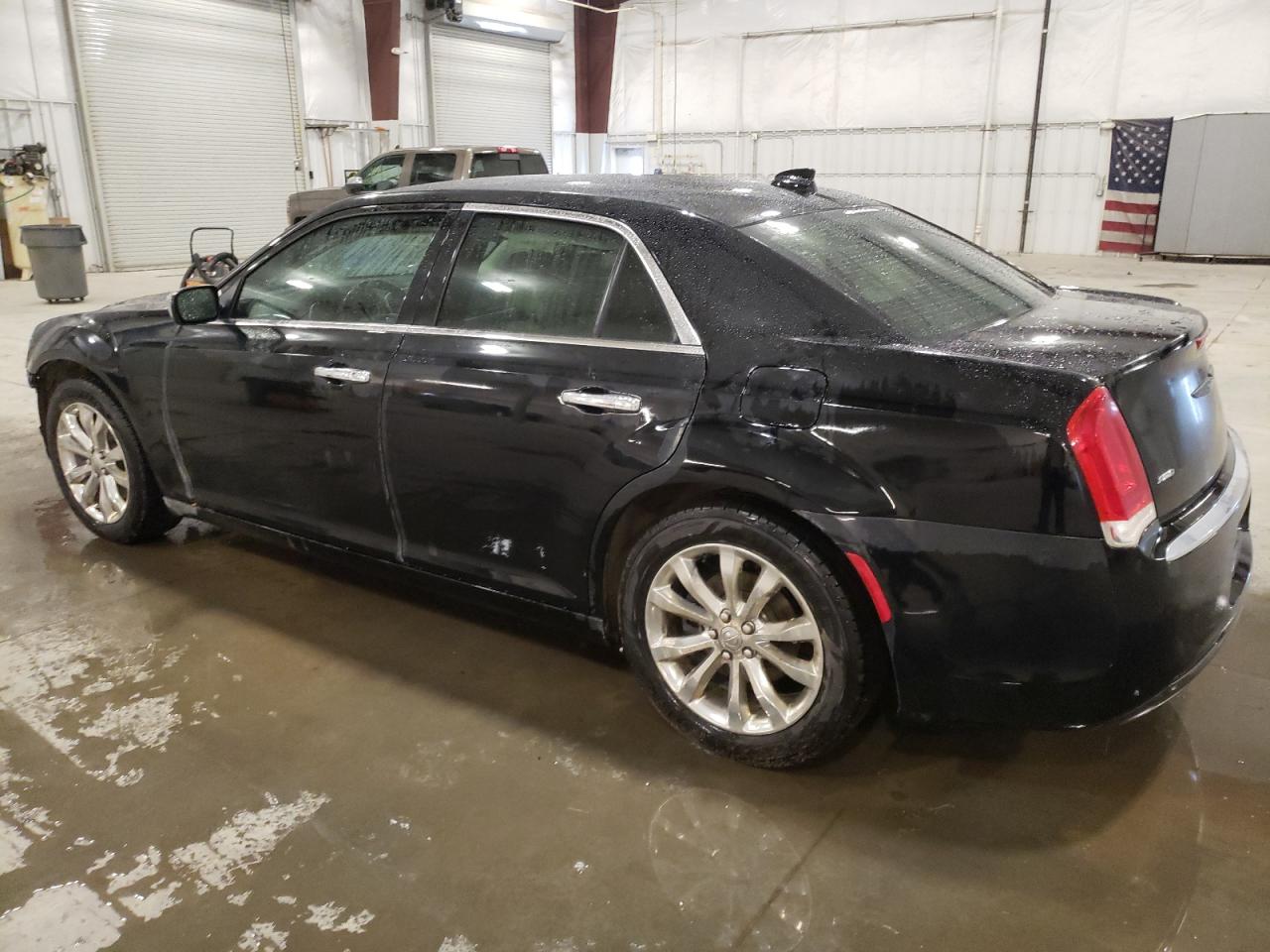 2018 Chrysler 300 - Image 2