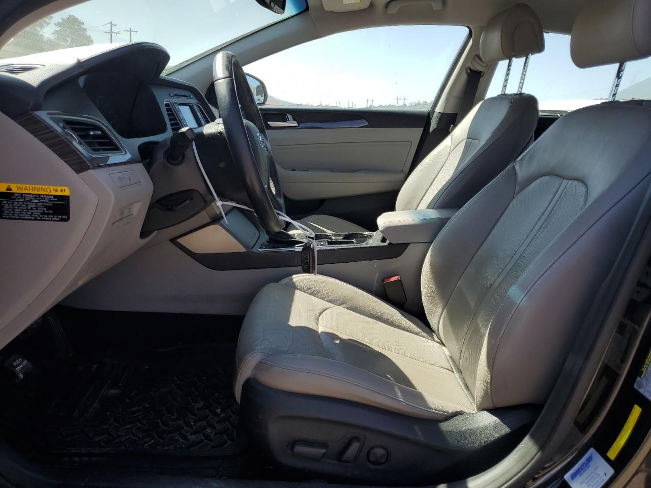 2015 Hyundai Sonata - Image 7