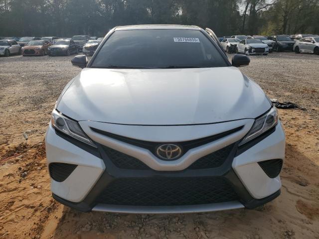  TOYOTA CAMRY 2020 Biały
