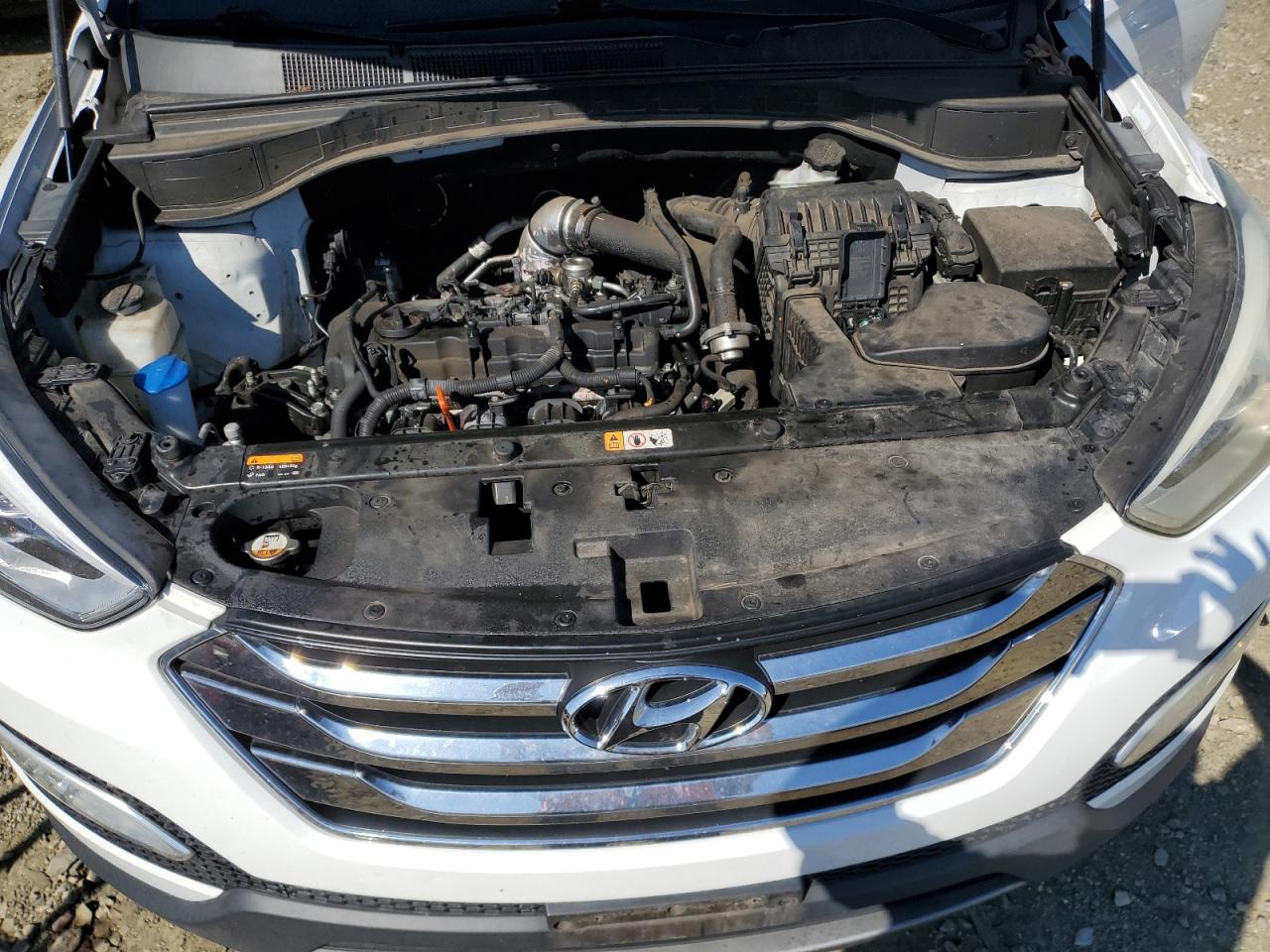 2013 Hyundai Santa Fe - Image 13